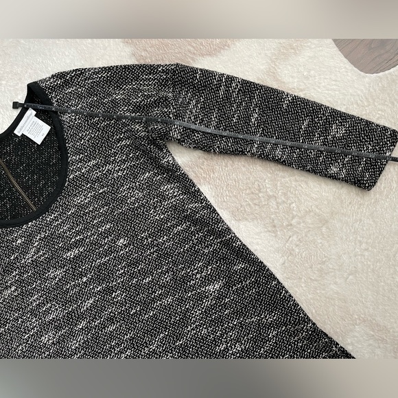 Soft surroundings black and white tweed long line 3/4 sleeve pullover tunic - Picture 8 of 8